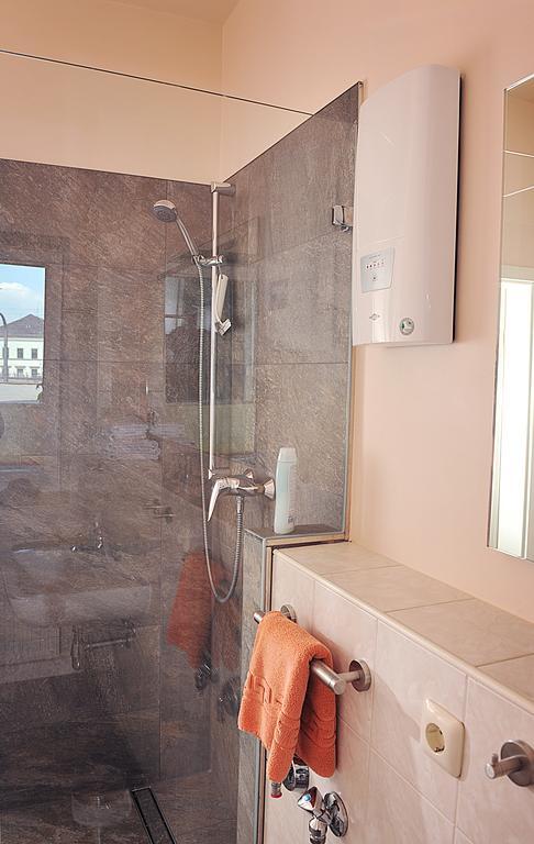 Apartmenthaus Stadt Metz Dresden Quarto foto